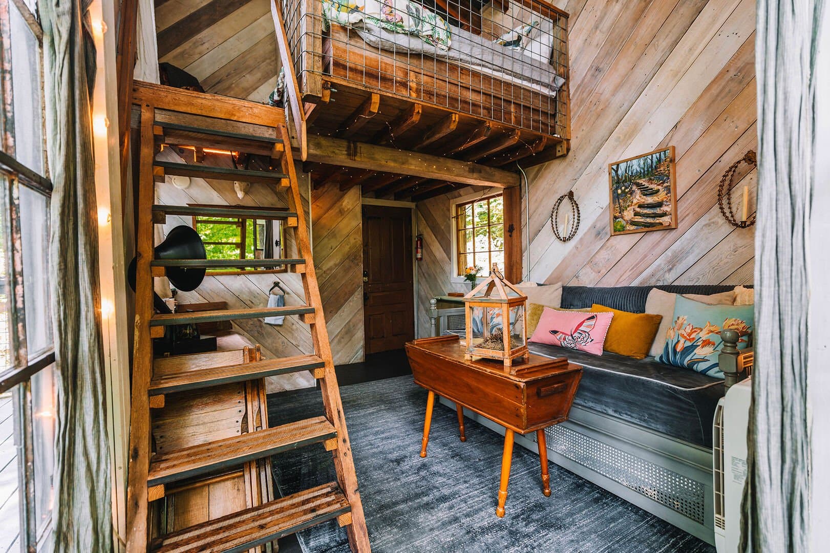 Luna Loft Treehouse - Photo 2