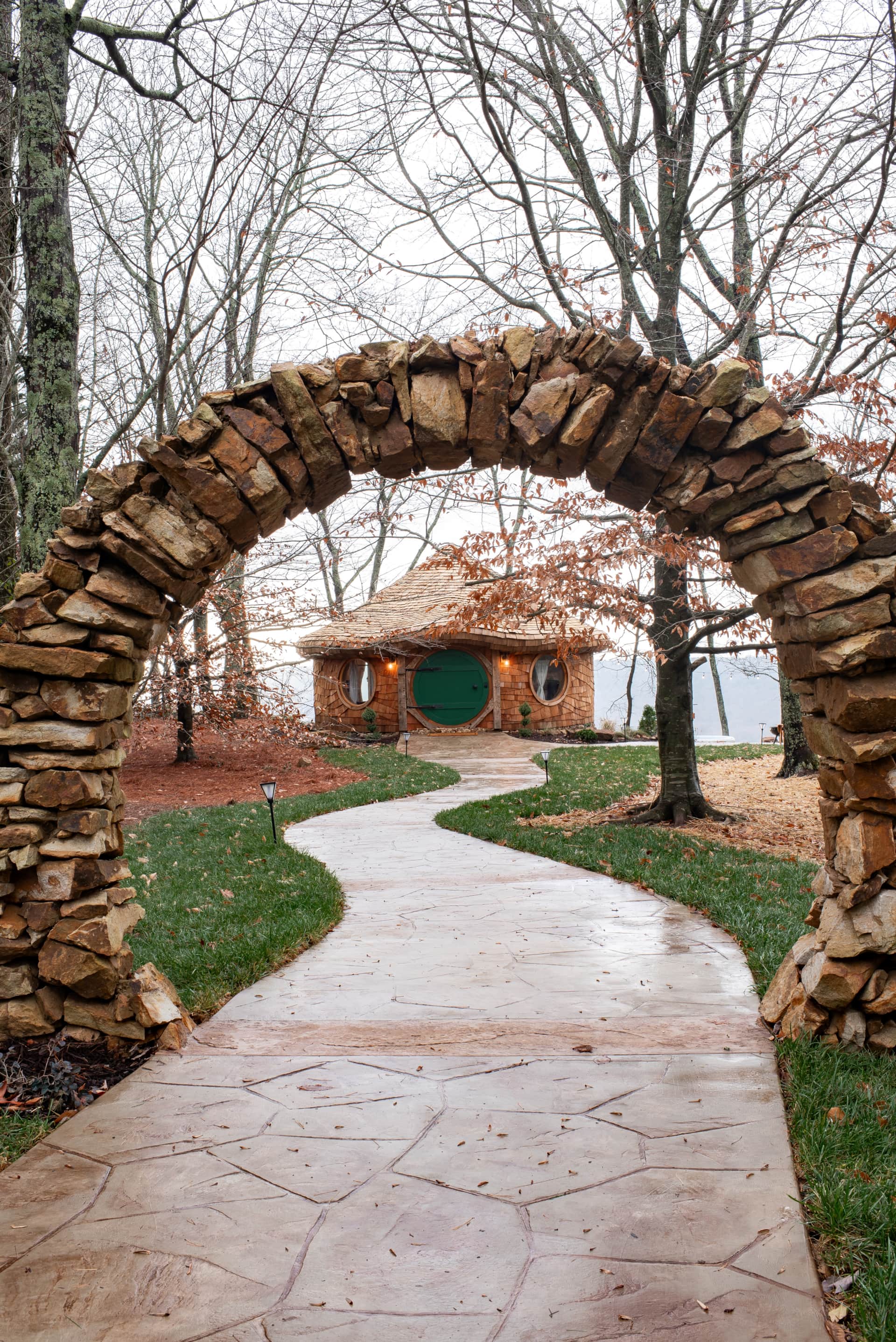 The Merry Mushroom - Photo 2