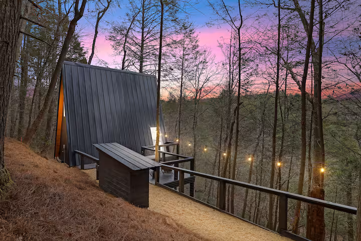 Apex Treehouse - Photo 2