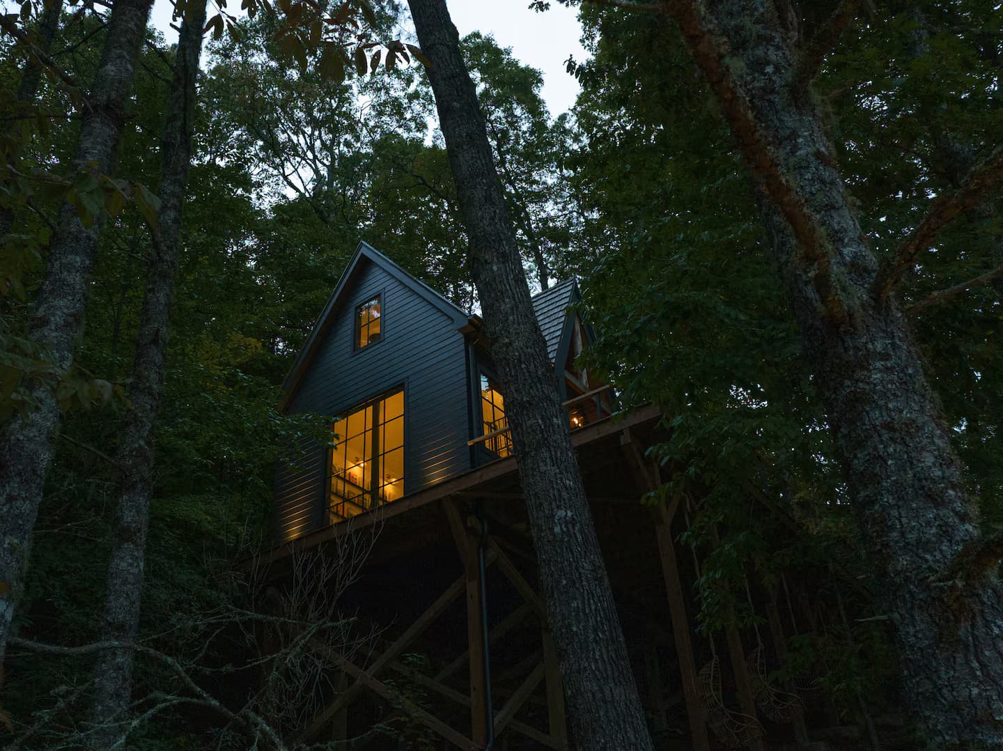 Hide Inn Seek Hillside Treehouse - Photo 3